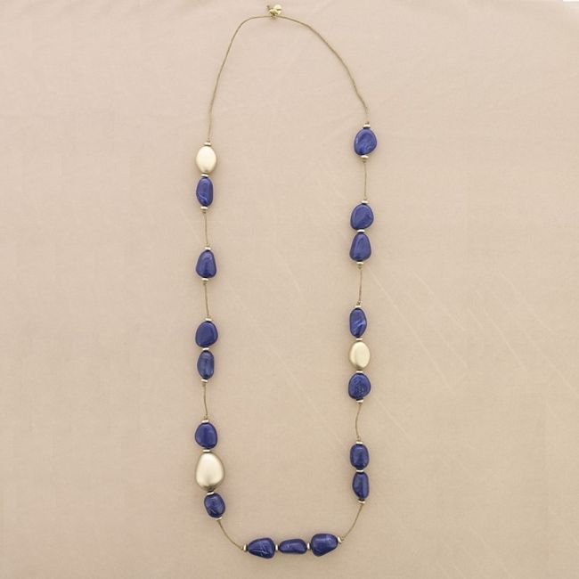 LONG NECKLACE WITH RESIN BEADS