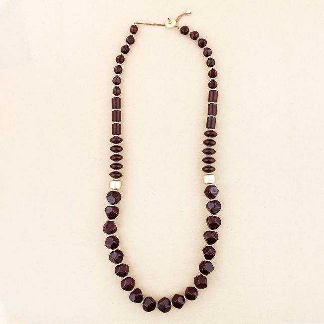 COLLAR LARGO CUENTAS RESINA