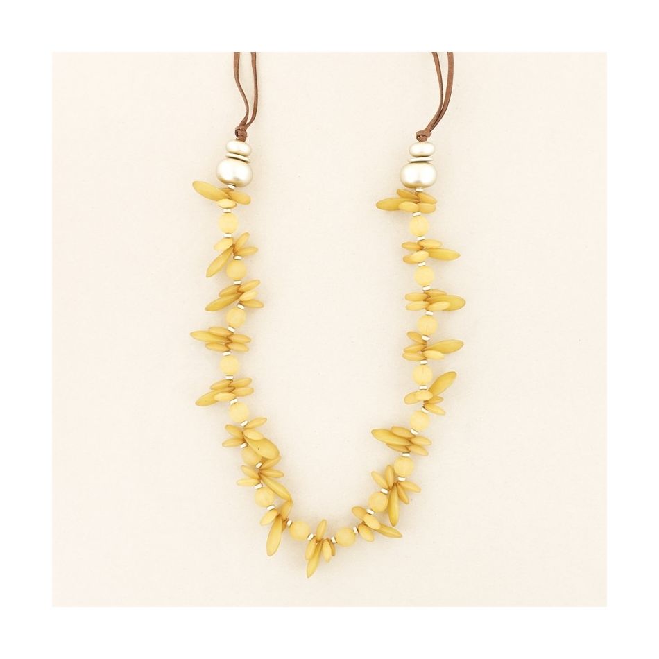 LONG NECKLACE WITH RESIN BEADS
