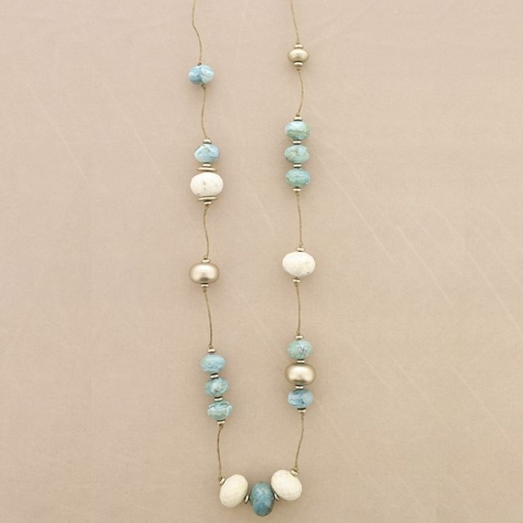 COLLAR LARGO CUENTAS RESINA FACETADA