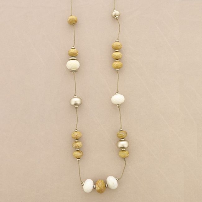 COLLAR LARGO CUENTAS RESINA FACETADA
