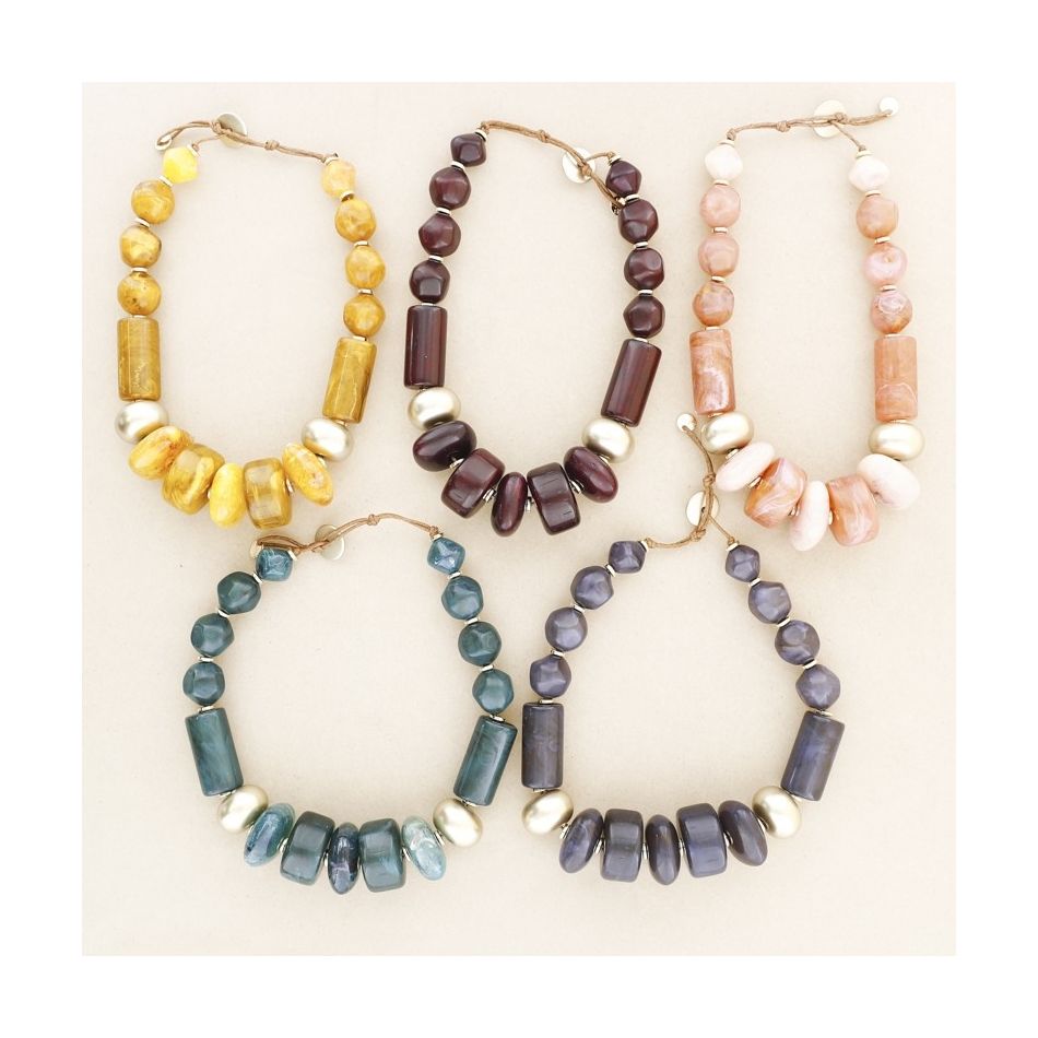RESIN BEADS SHORT NECKLACE