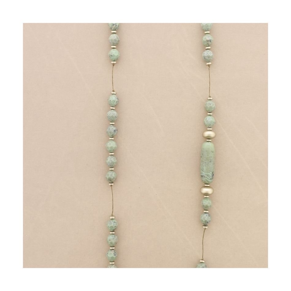COLLAR LARGO CUENTAS RESINA FACETADA