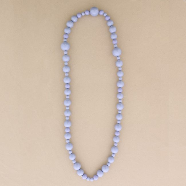 LONG BALL BEADS NECKLACE