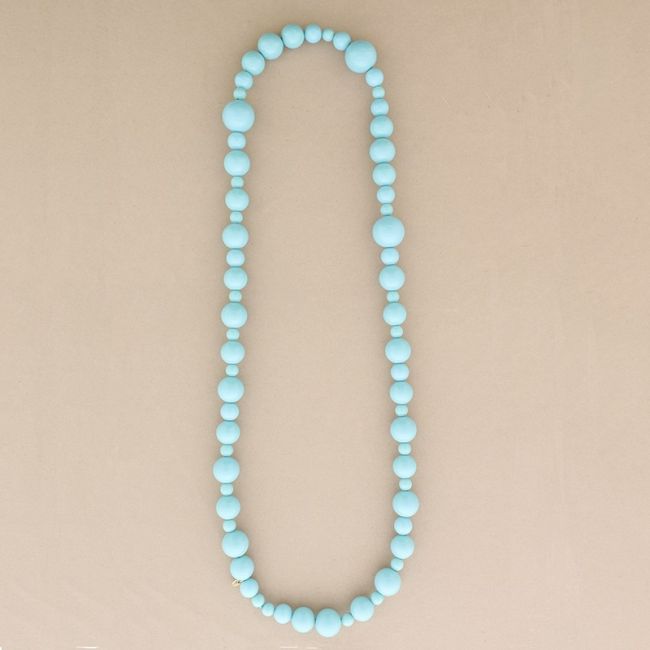 LONG BALL BEADS NECKLACE