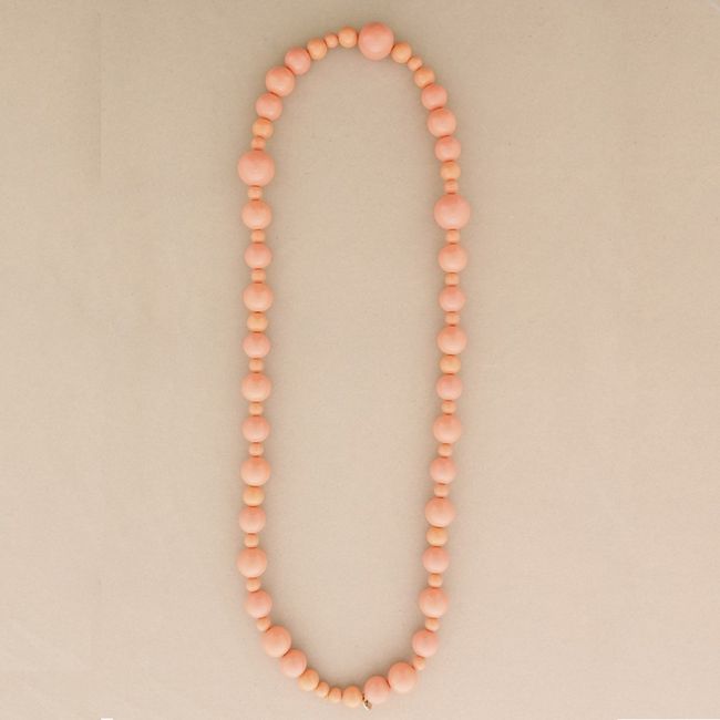 COLLAR LARGO CUENTAS BOLAS