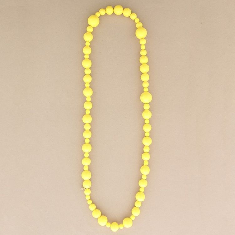 COLLAR LARGO CUENTAS BOLAS 2