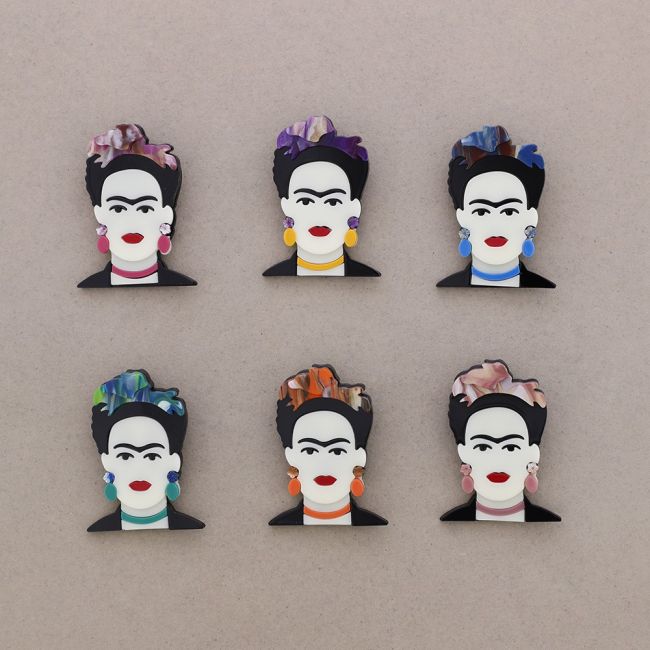 BROCHE FRIDA RESINA