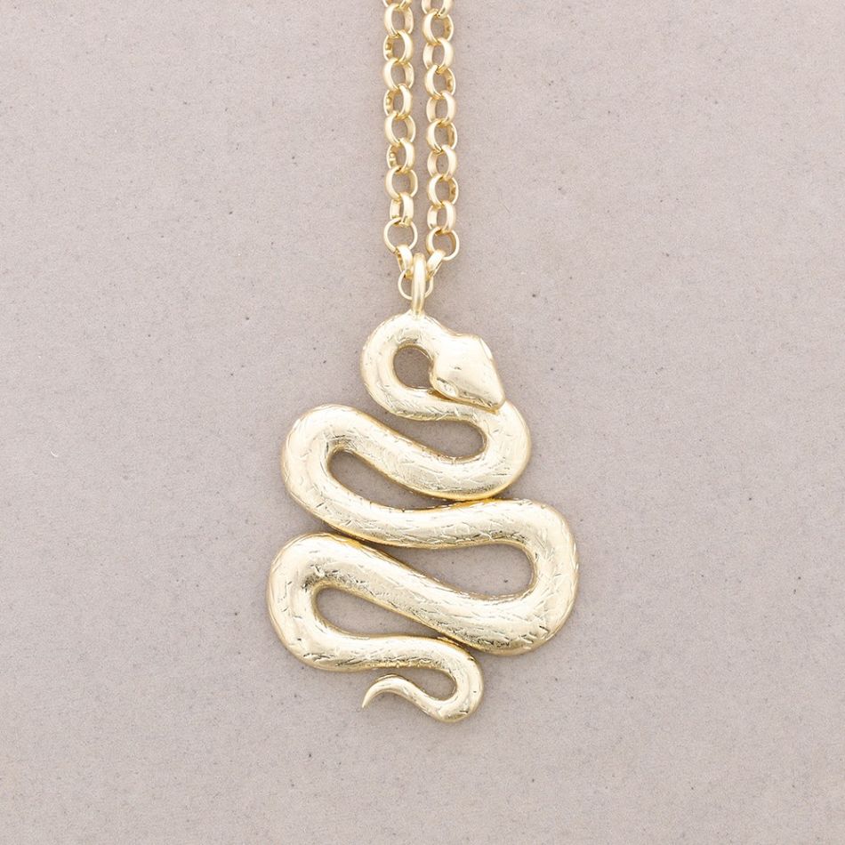 METAL SNAKE PENDANT LONG NECKLACE