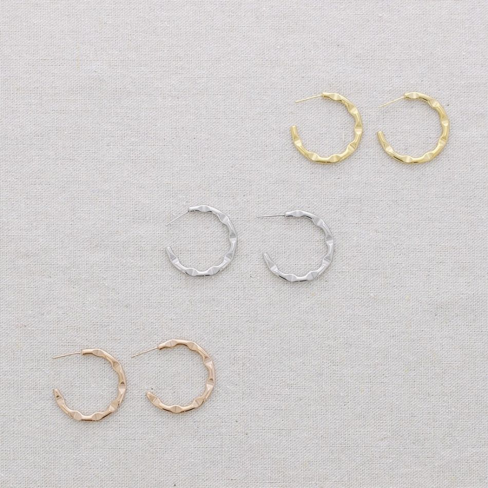 PENDIENTES ACERO ARO RUGOSO