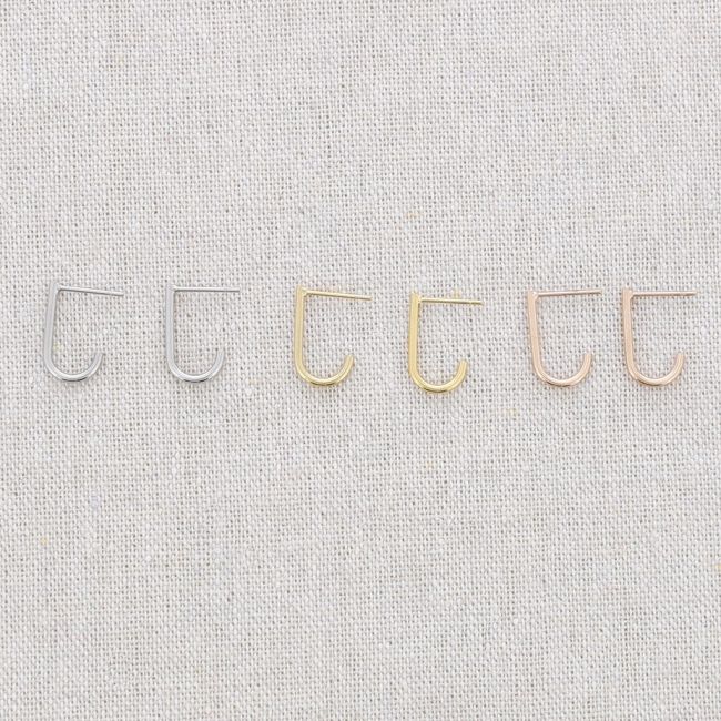 SMALL HOOK STEEL EARRINGS