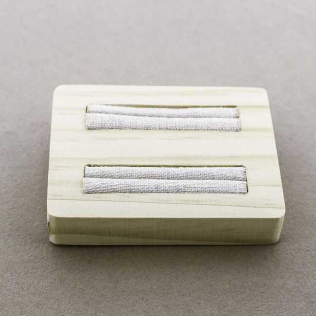 RING HOLDER DOUBLE ROW WOOD 6.8*8.5CM