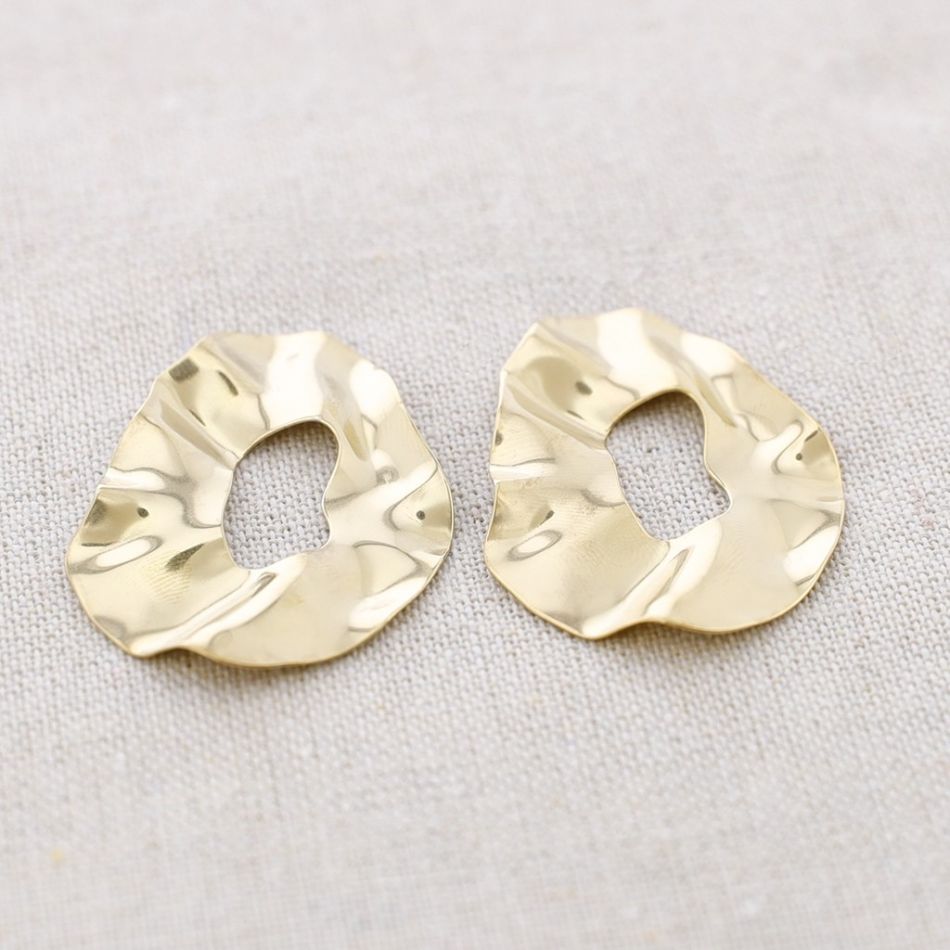 ROUGH OVAL HOOP STEEL EARRINGS