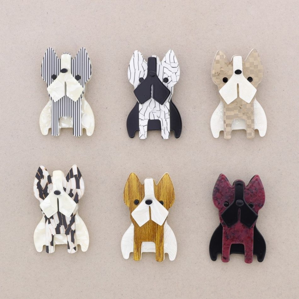 BROCHE PERRITO RESINA