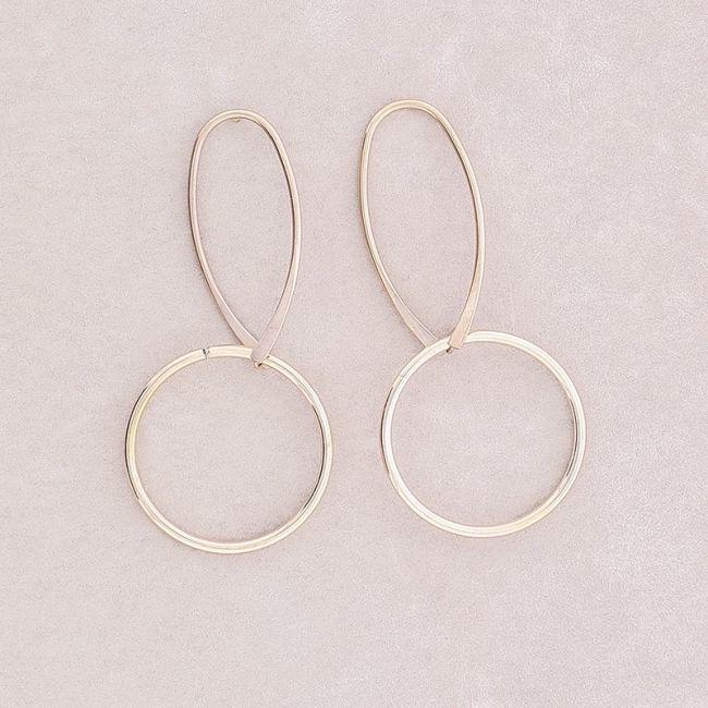 STEEL HANGING HOOP EARRINGS
