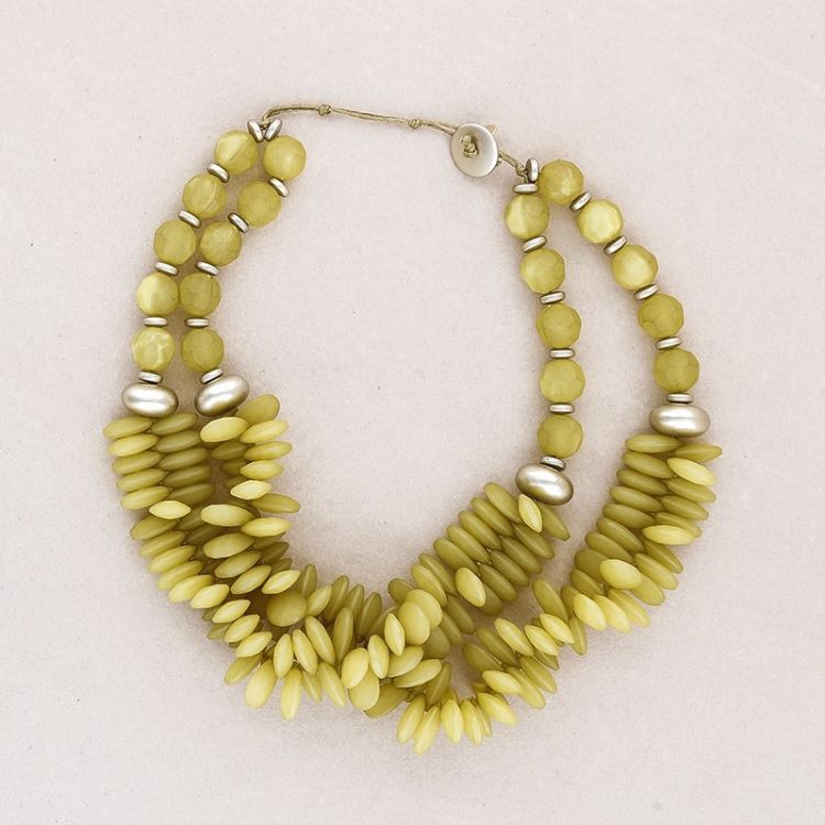 DOUBLE RESIN BEADS SHORT NECKLACE