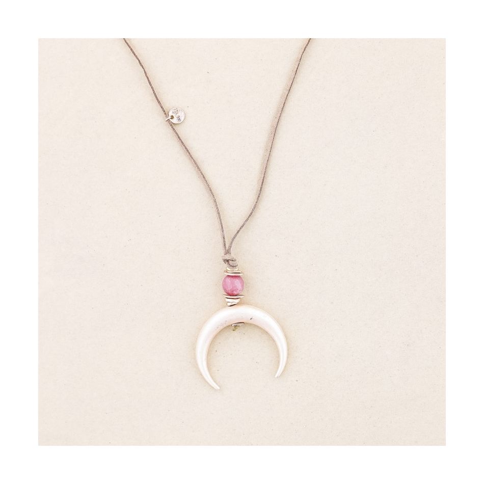 METAL HALF MOON PENDANT LONG NECKLACE
