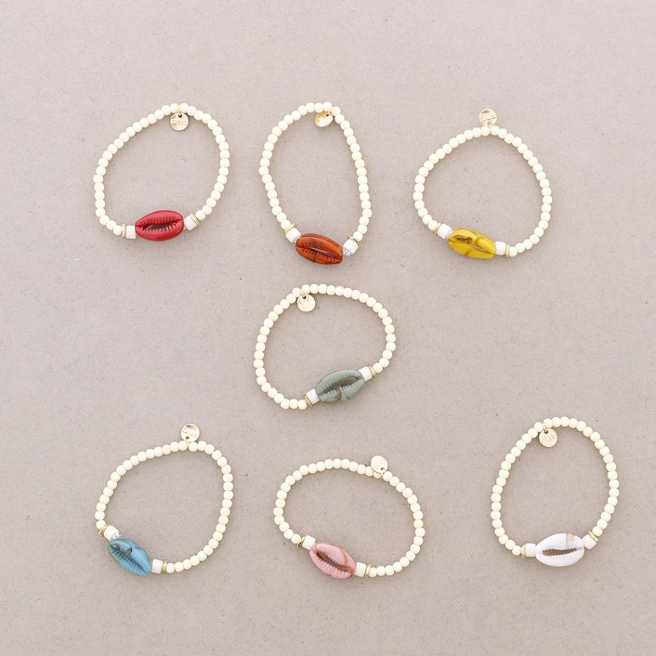 RESIN SHELL BEADS BRACELET