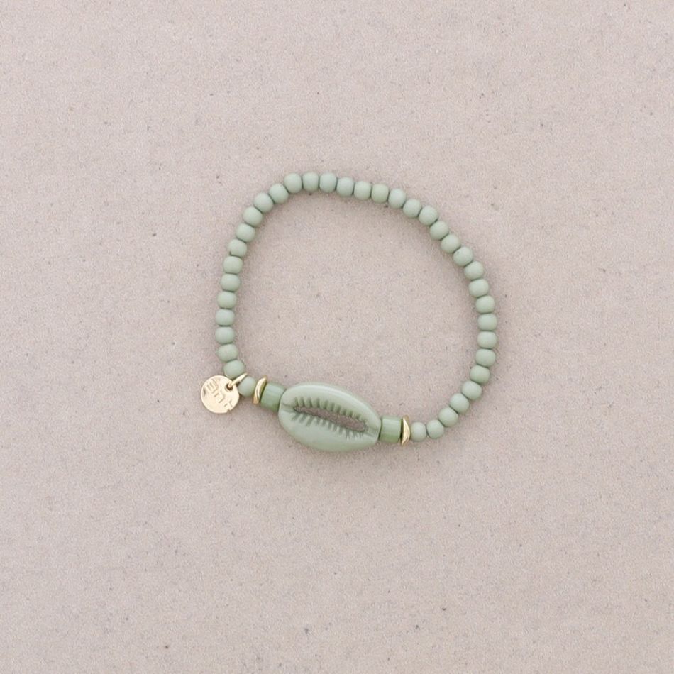 RESIN SHELL BEADS BRACELET