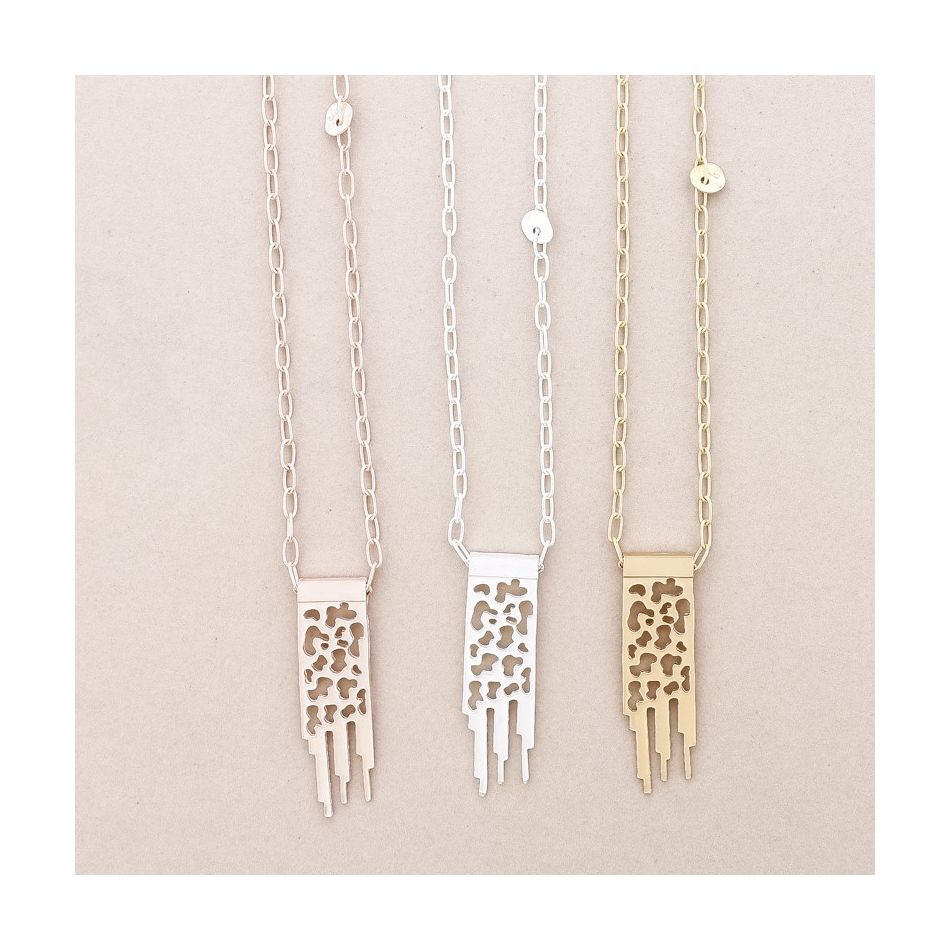 COLLAR LARGO COLGANTE METAL