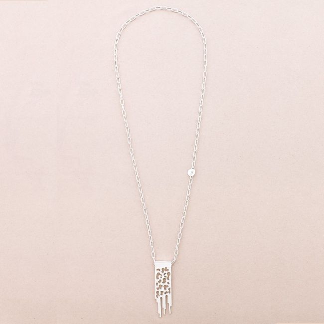 COLLAR LARGO COLGANTE METAL