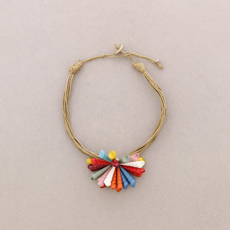 SNAILS FLOWER SHORT NECKLACE