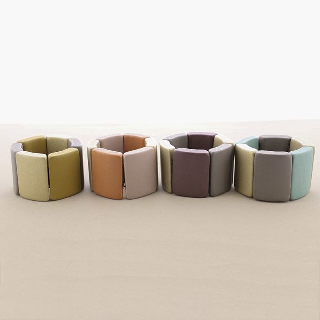 ELASTIC BRACELET WITH WOODEN BEADS