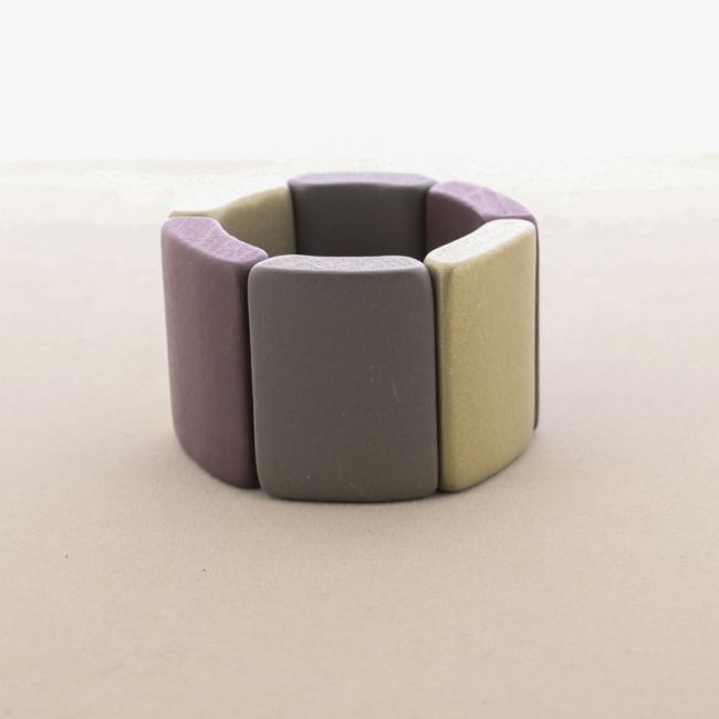 ELASTIC BRACELET WITH WOODEN BEADS