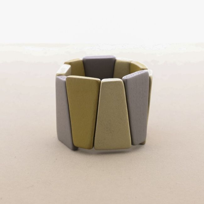 ELASTIC BRACELET WITH WOODEN BEADS