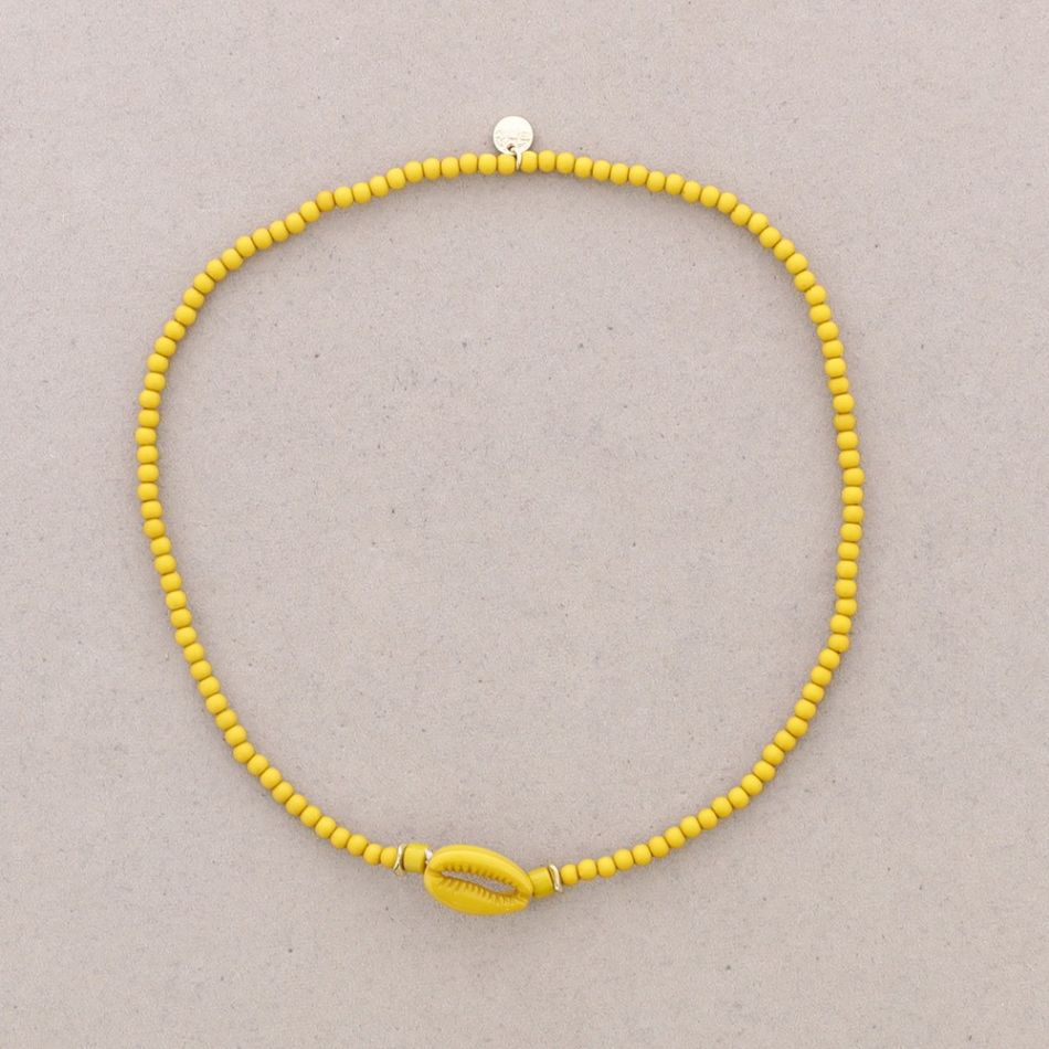 RESIN SHELL BEADS SHORT NECKLACE