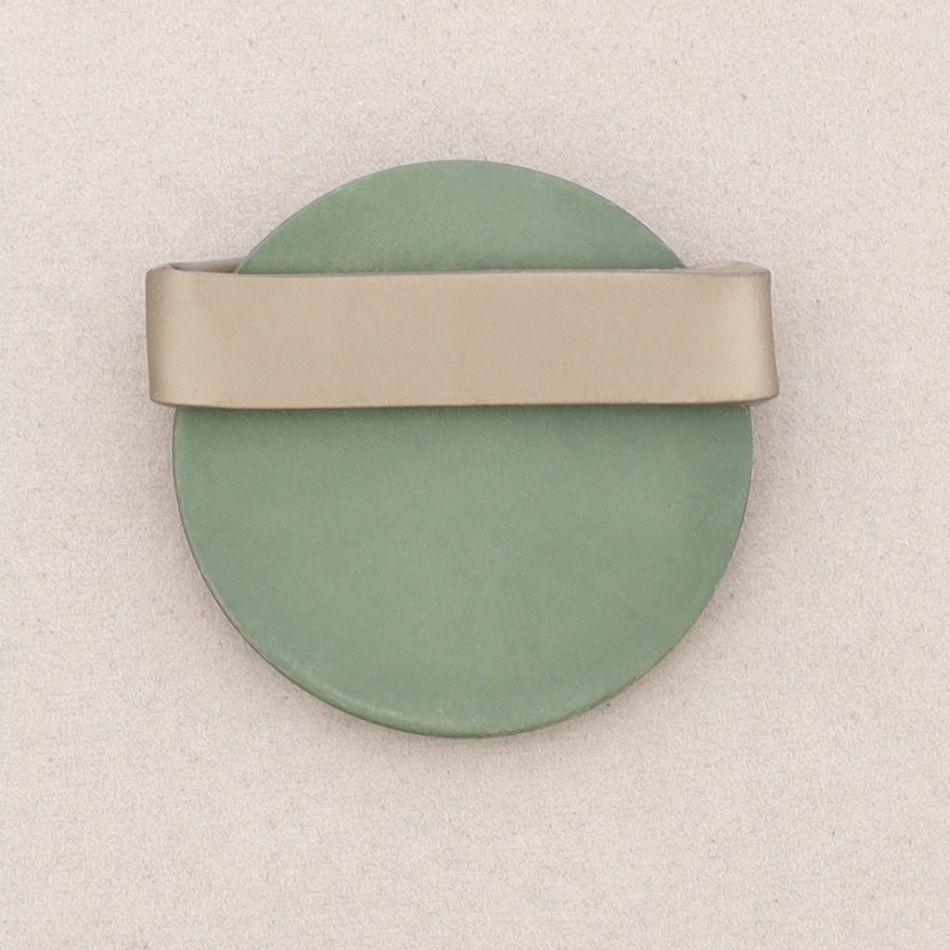 BROCHE FORMA GEOMÉTRICA RESINA