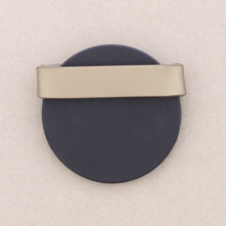 RESIN GEOMETRIC SHAPE BROOCH 2