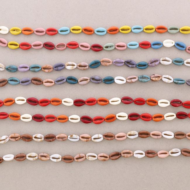 COLLAR LARGO CONCHITAS RESINA