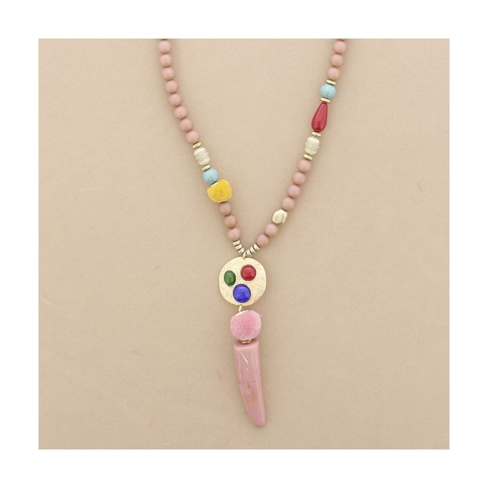 COLLAR LARGO CUENTAS RESINA COLGANTE CUERNO