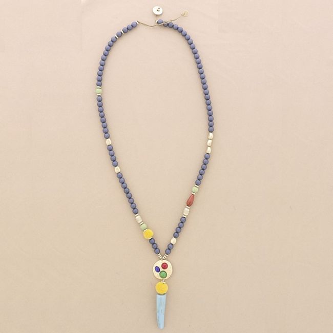 COLLAR LARGO CUENTAS RESINA COLGANTE CUERNO