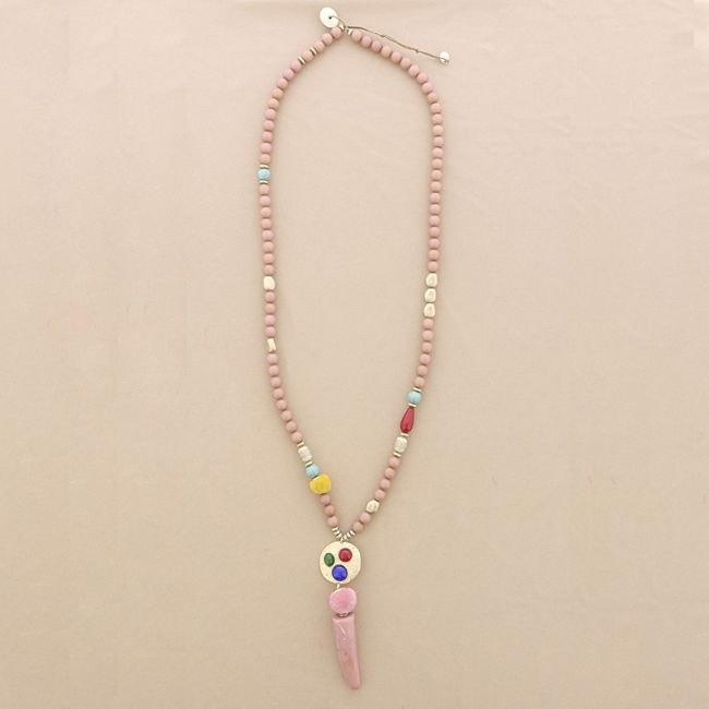 COLLAR LARGO CUENTAS RESINA COLGANTE CUERNO