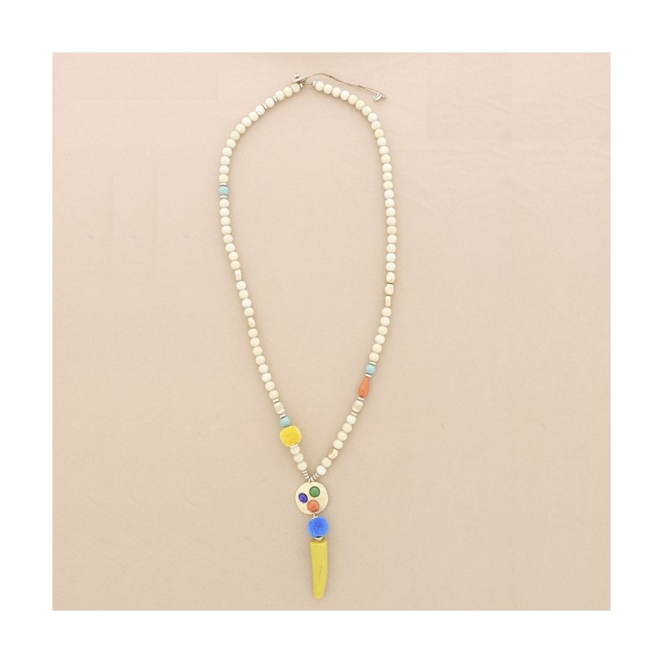 COLLAR LARGO CUENTAS RESINA COLGANTE CUERNO