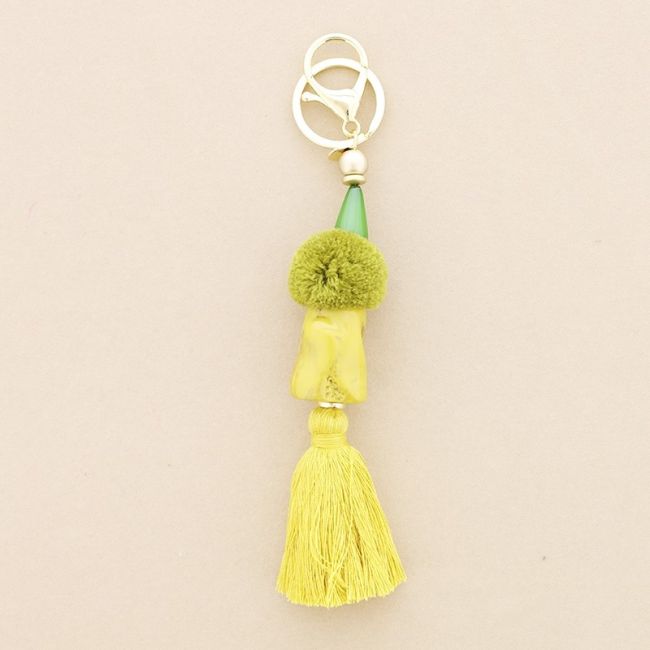 FRINGE RESIN BEADS PENDANT KEYCHAIN