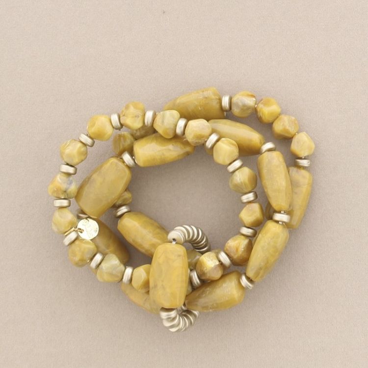 ELASTIC TRIPLE RESIN BEADS BRACELET