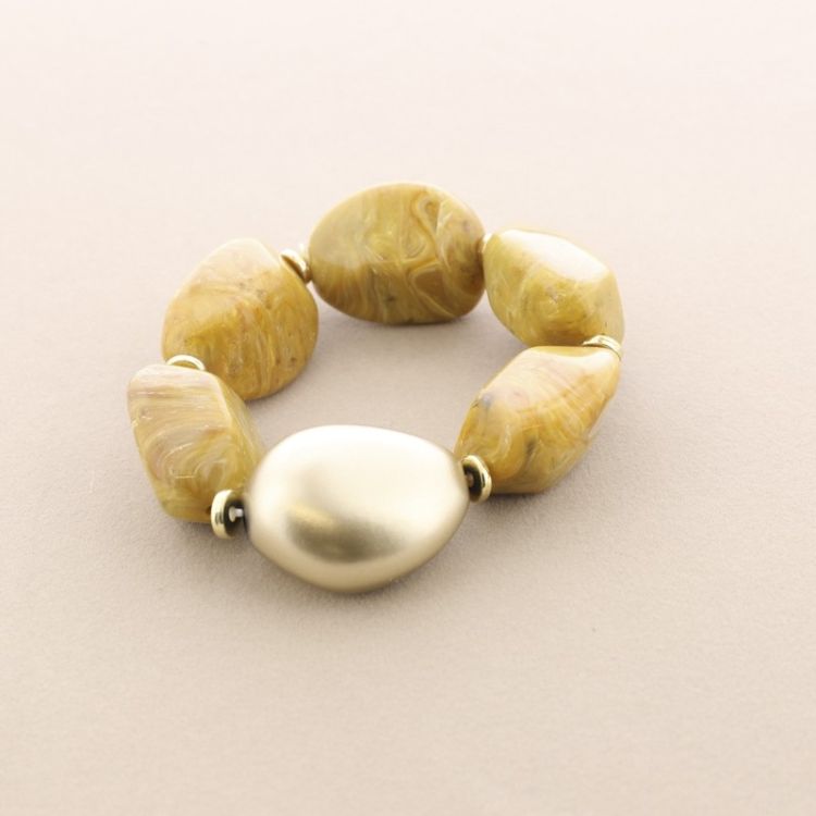 ELASTIC BRACELET WITH RESIN BEADS