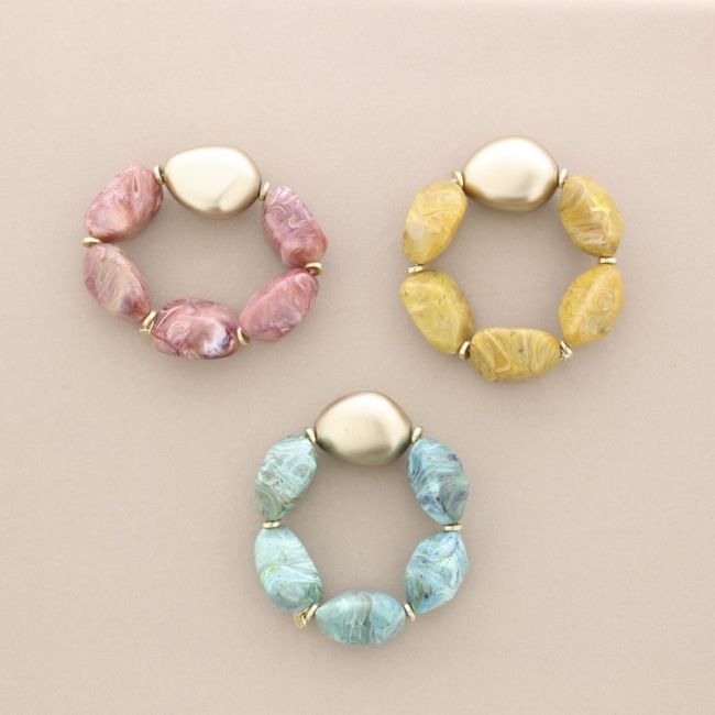 ELASTIC BRACELET WITH RESIN BEADS