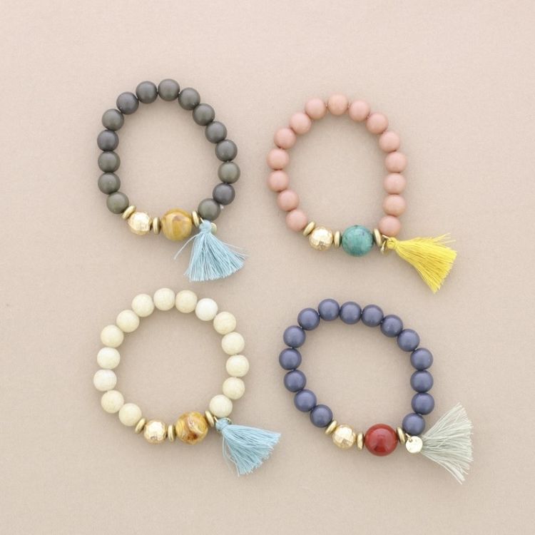 ELASTIC BRACELET WITH RESIN BEADS 2