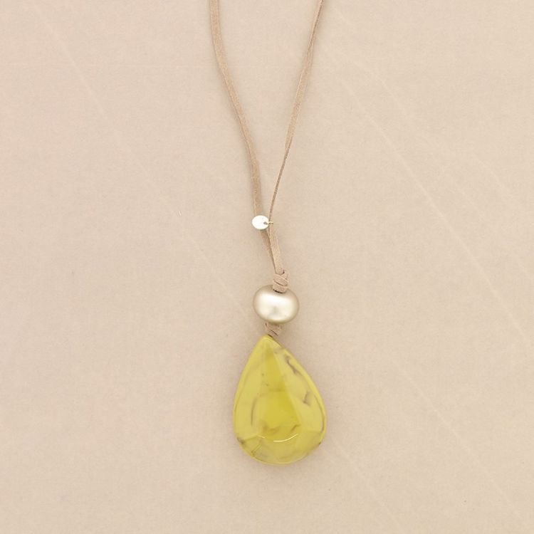 COLLAR LARGO ANTELINA COLGANTE GOTA RESINA