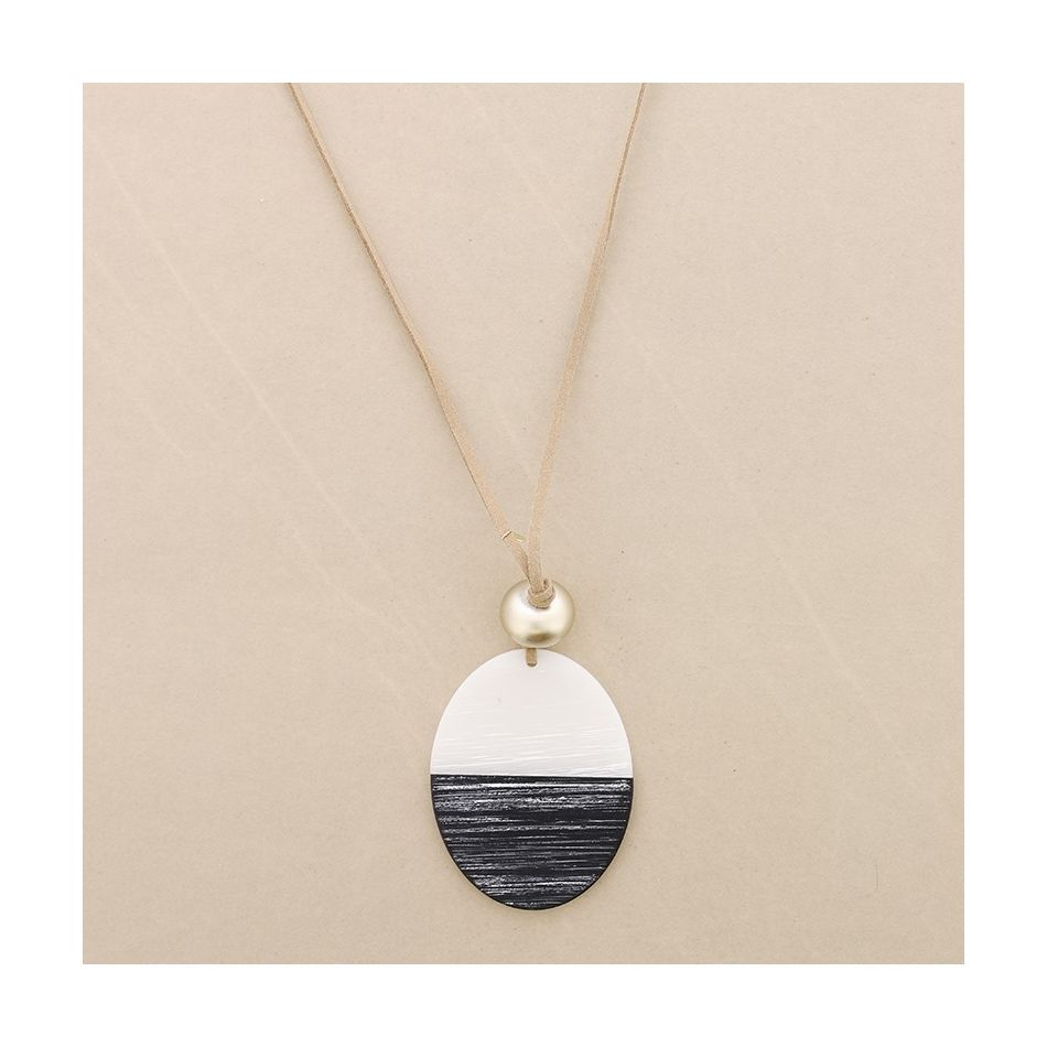 SUEDE LONG NECKLACE WITH RESIN PENDANT