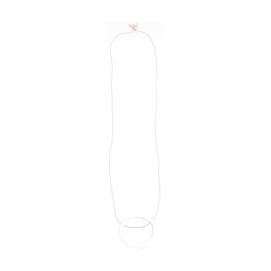 LONG NECKLACE WITH METAL RING PENDANT