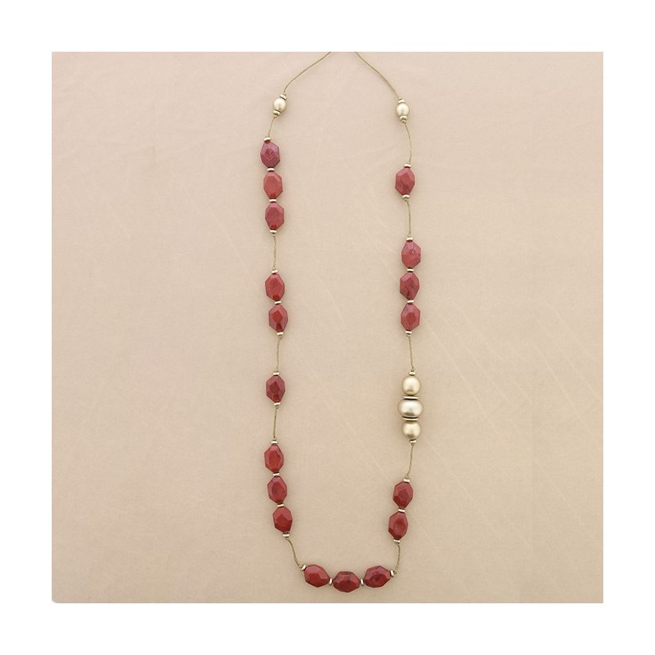 LONG NECKLACE WITH RESIN BEADS