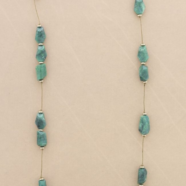 COLLAR LARGO CUENTAS RESINA FACETADA