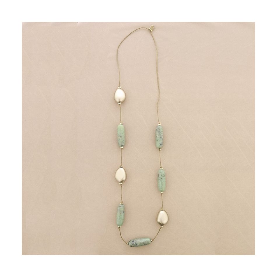 COLLAR LARGO CUENTAS RESINA
