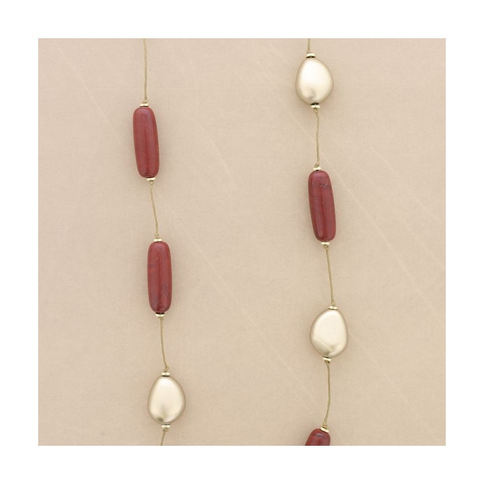 LONG NECKLACE WITH RESIN BEADS