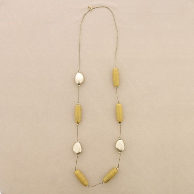 COLLAR LARGO CUENTAS RESINA